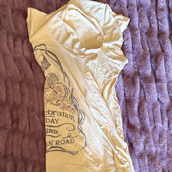 Spell Great Winding Road Graphic Yellow Tee - Picture 8 of 9